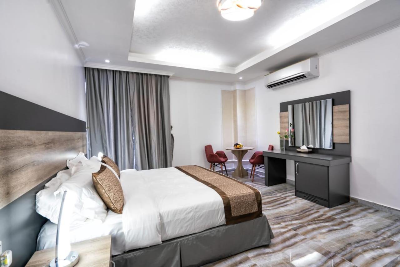 Al Amerat Hotel Al Amarat Luaran gambar