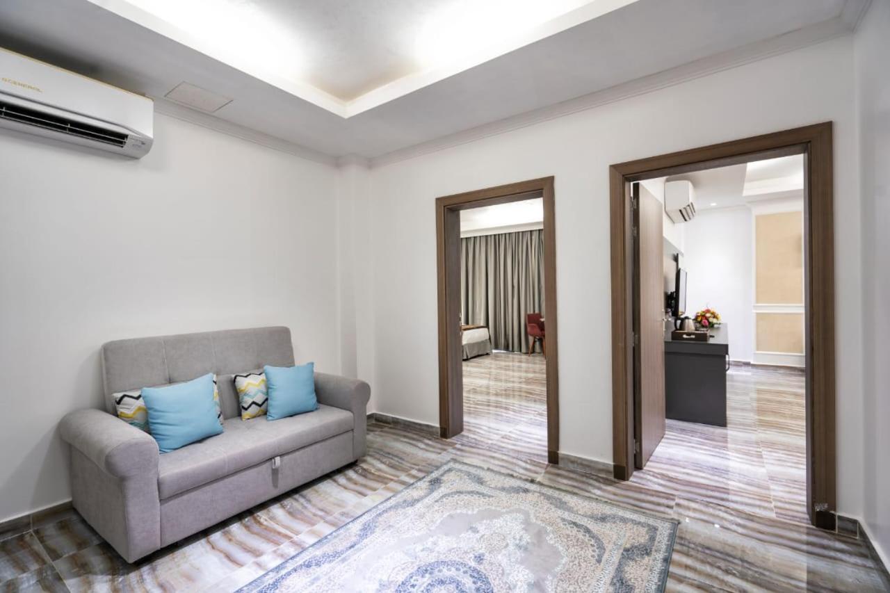 Al Amerat Hotel Al Amarat Luaran gambar