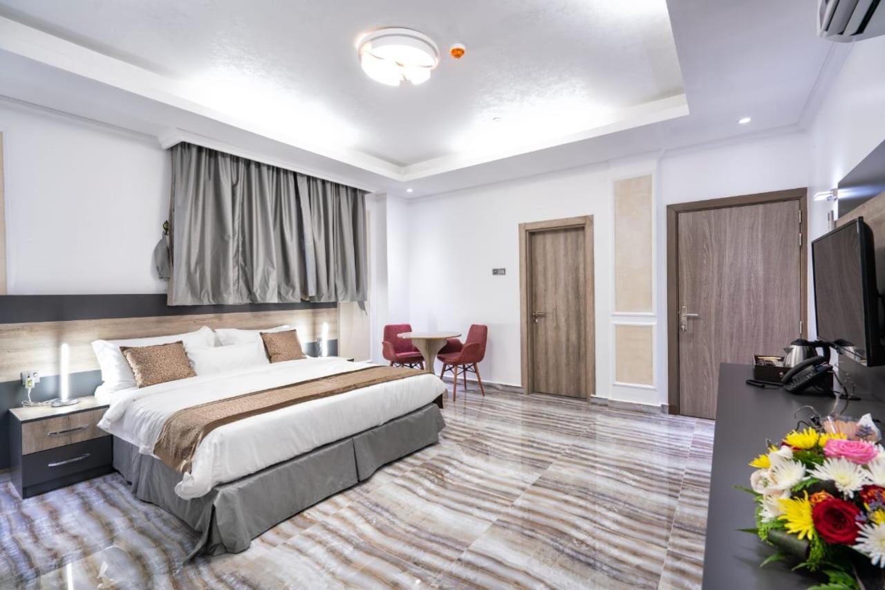 Al Amerat Hotel Al Amarat Luaran gambar