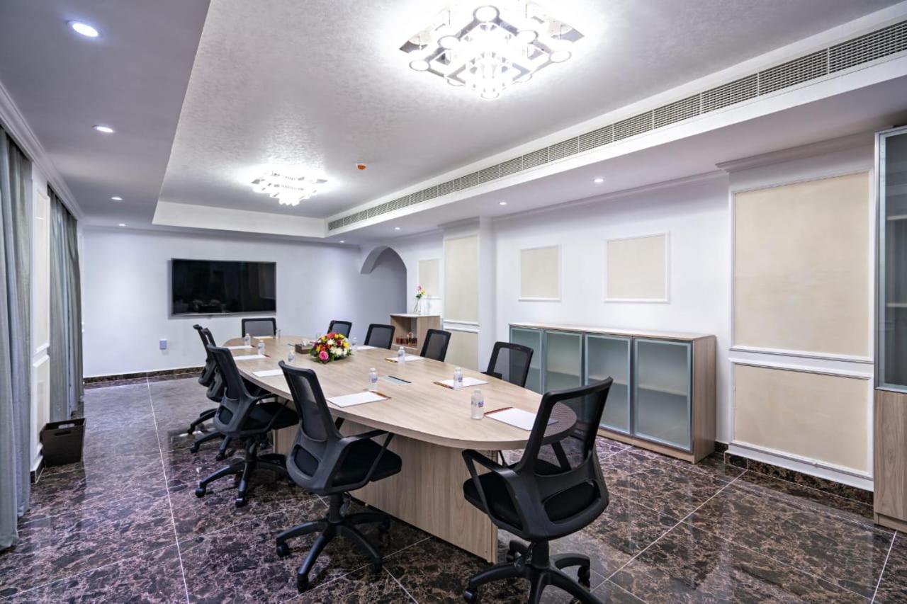 Al Amerat Hotel Al Amarat Luaran gambar